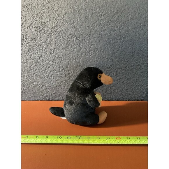 Fantastic Beasts NIFFLER Plush with Coin 7" Harry Potter Stuffed Toy - Picture 3 of 4